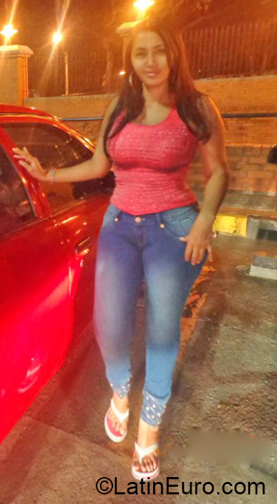 Date this cute Colombia girl Shirley from Cali CO17462