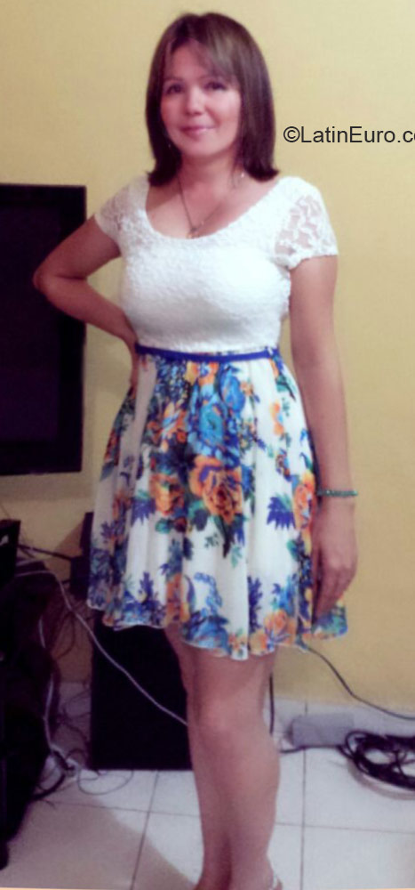 Date this charming Honduras girl Teresa from San Pedro Sula HN1535