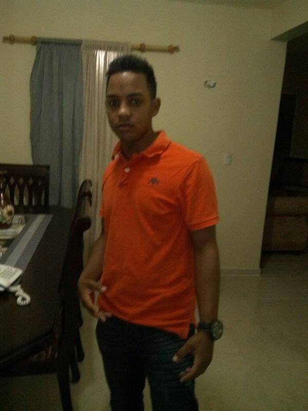 Date this foxy Dominican Republic girl Lixandro from Valverde DO22338