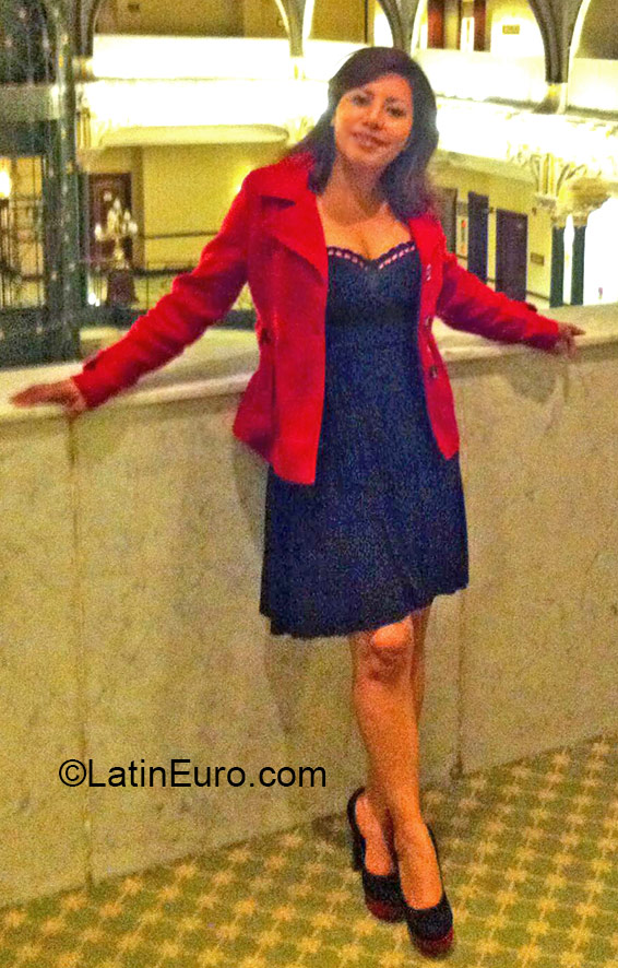 Date this exotic Mexico girl Mary from Mexico City MX1422