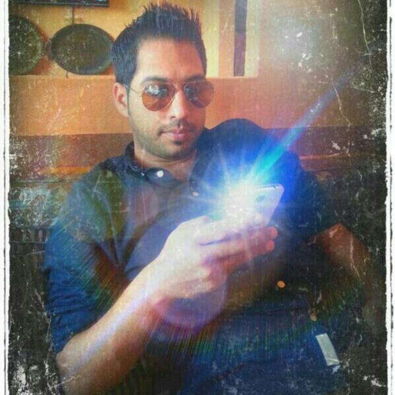 Date this fun United Arab Emirates man Waheed from Dubai AE41