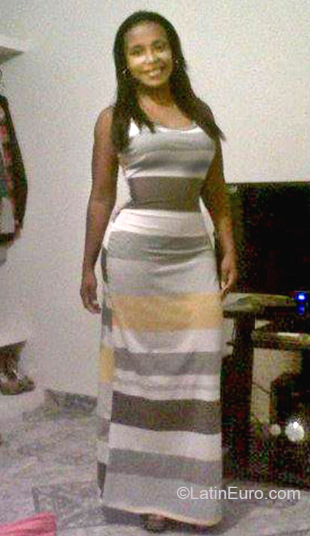 Date this tall Colombia girl Yuli from Cali CO17846