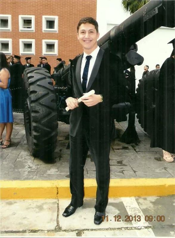 Date this hard body Venezuela man Kenywest from Caracas VE535