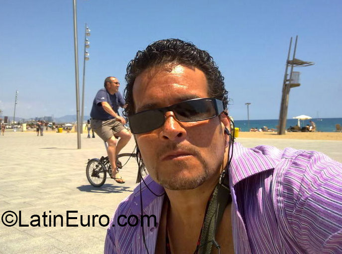 Date this athletic United Kingdom man RubenP from Pennsylvania GB815