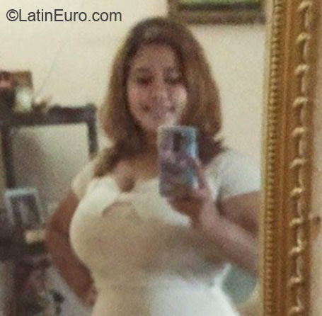 Date this tall Panama girl Yasie from Panama City PA629