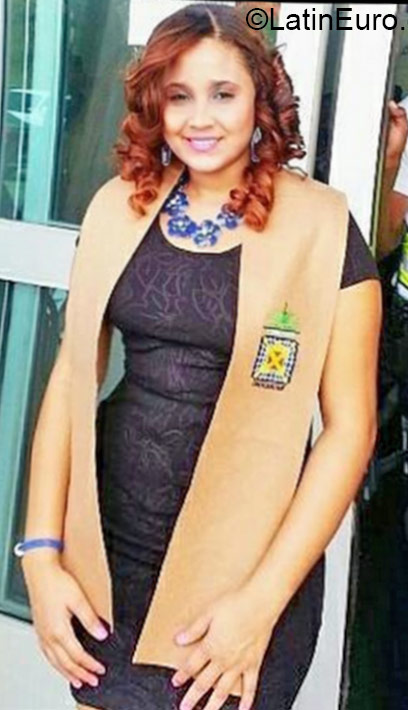 Date this foxy Dominican Republic girl Yenurkia from San Pedro de Macoris DO22545