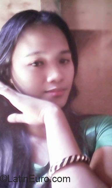 Date this sensual Philippines girl Jen from Manila PH798
