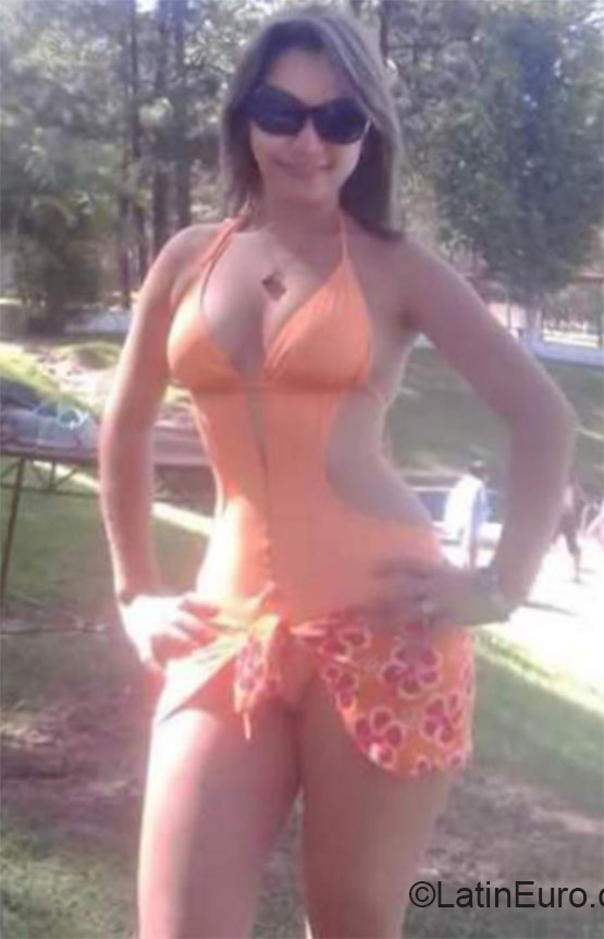 Date this gorgeous Honduras girl Seydi from Tegucigalpa HN1599