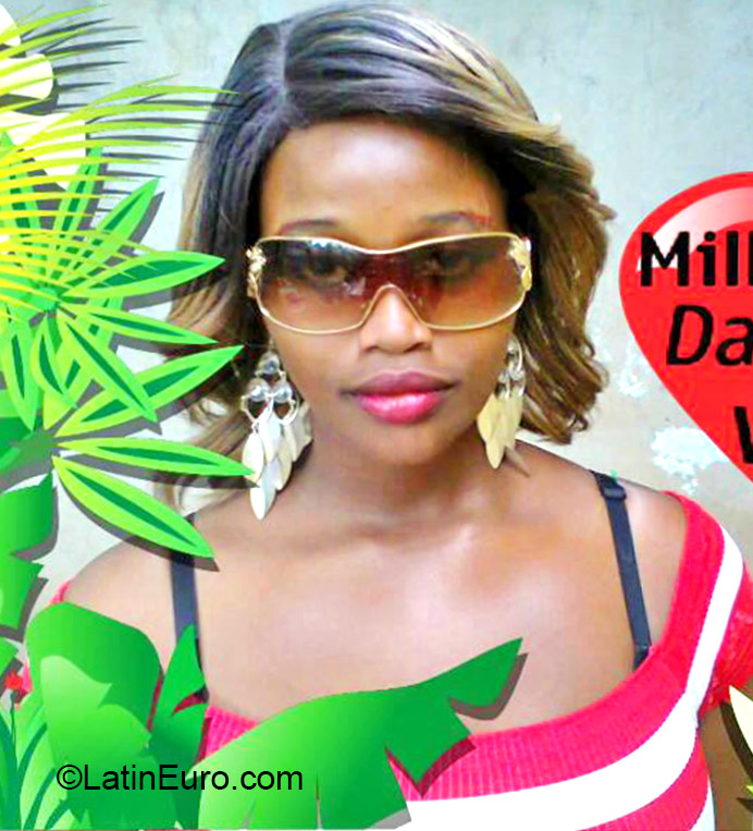 Date this gorgeous Jamaica girl Cristol from Kingston JM2113