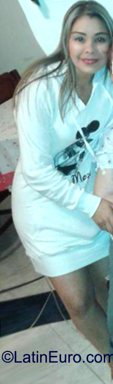 Date this tall Colombia girl  from Medellin CO17832