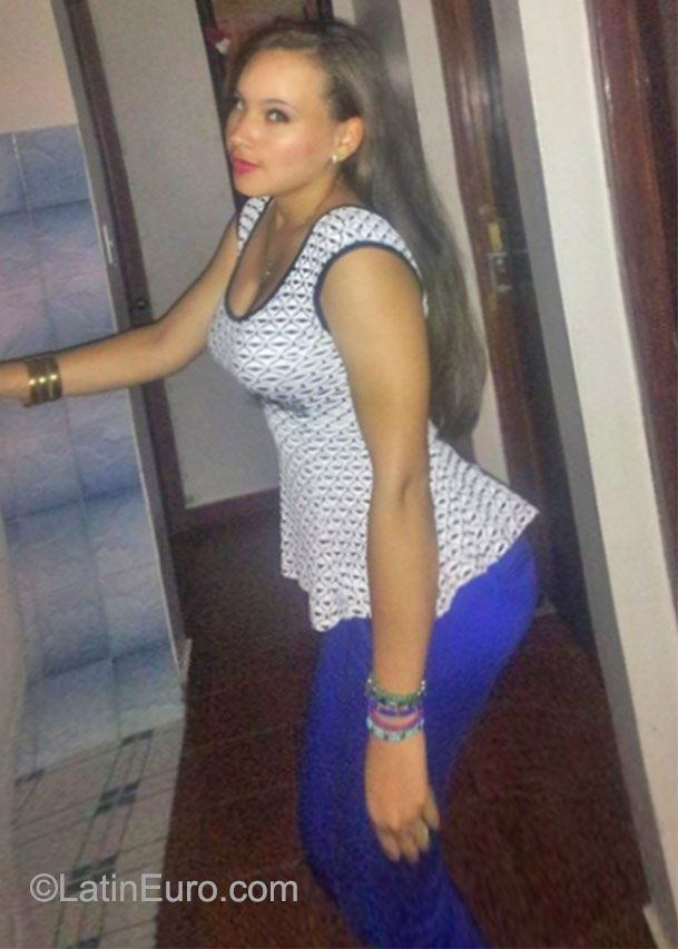 Date this lovely Dominican Republic girl Maiyro from Santiago DO23046