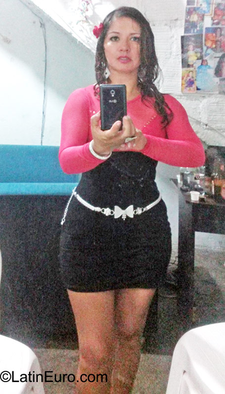 Date this passionate Colombia girl Nora from Cali CO17929