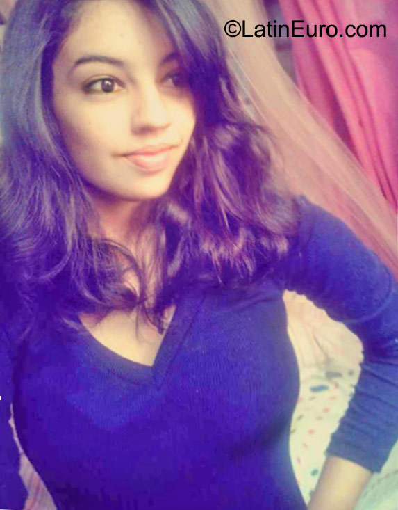 Date this fun Brazil girl Paloma from Sao Paulo BR9439