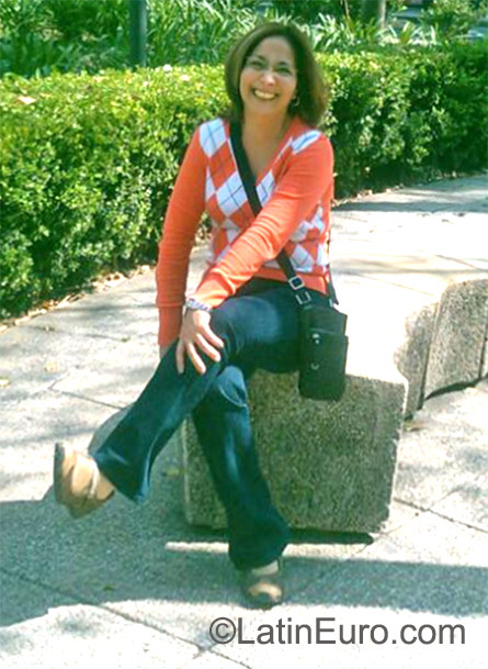 Date this nice looking Mexico girl Lydia from Ciudad Juarez MX1452