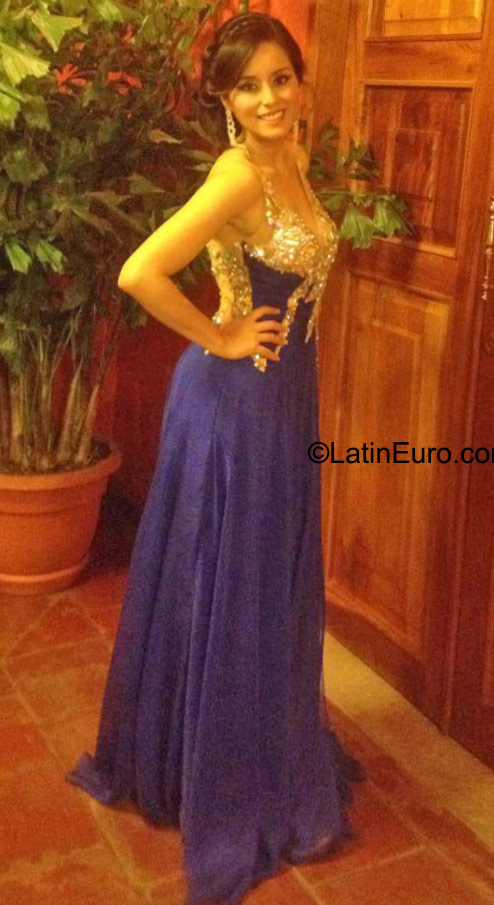 Date this lovely Honduras girl Iveth from Comayagua HN1688