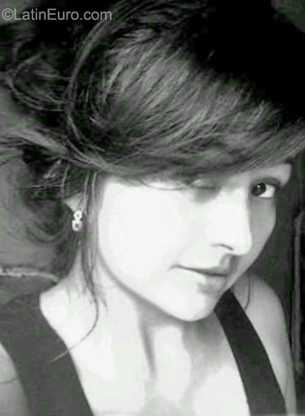 Date this foxy Honduras girl Isis from Tegucigalpa HN1690