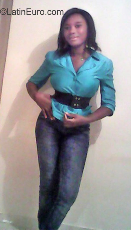 Date this fun Dominican Republic girl Guita from Punta Cana DO23236