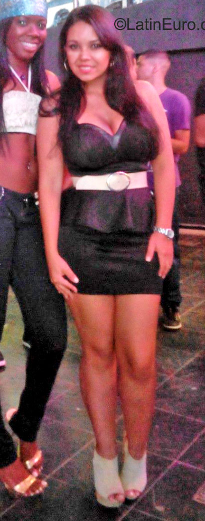 Date this pretty Colombia girl Tiffany from Cali CO18019