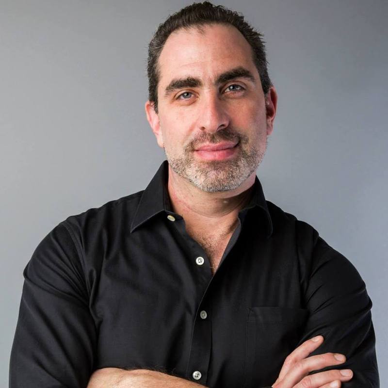 Date this nice looking United States man Robert from Santa Monica US16479