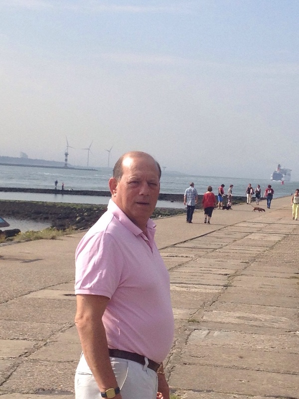 Date this passionate Netherlands man Rudi from Rotterdam NL270