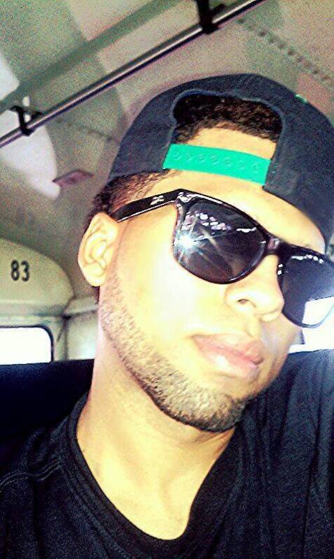 Date this happy Dominican Republic man Aneudy vicente from Santiago DO23351