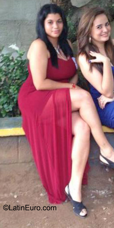 Date this sultry Honduras girl Leyla from San Pedro Sula HN1715