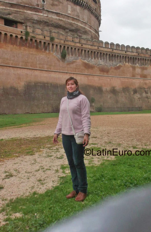 Date this funny Colombia girl Angela from Bogota CO18077