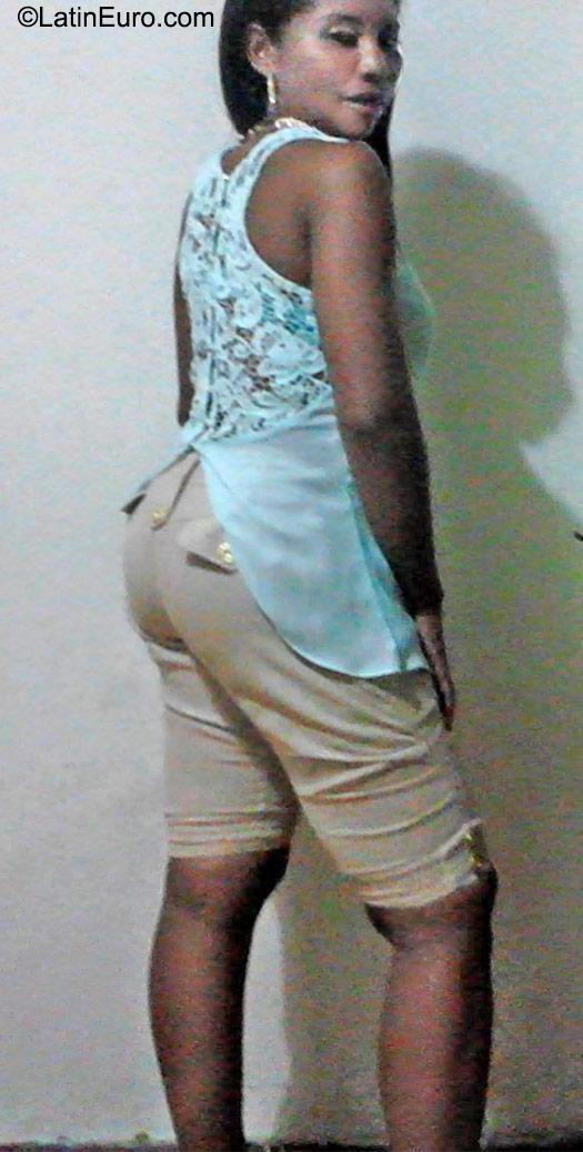 Date this good-looking Colombia girl Rocio from Cucuta CO18110