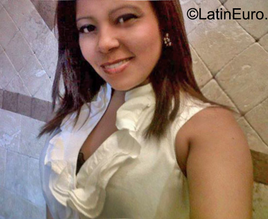 Date this hot Honduras girl Maritza from San Pedro Sula HN1736