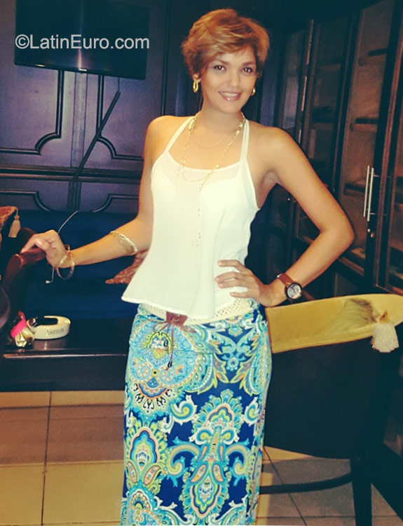 Date this beautiful Honduras girl Sonia from San Pedro Sula HN1737