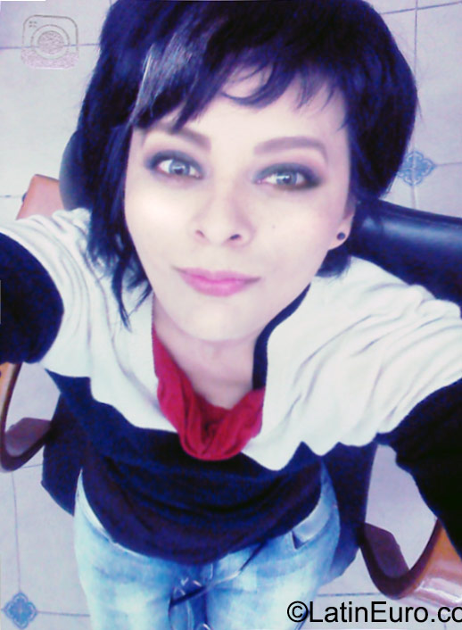 Date this pretty Mexico girl Lia from Mexico City MX1457