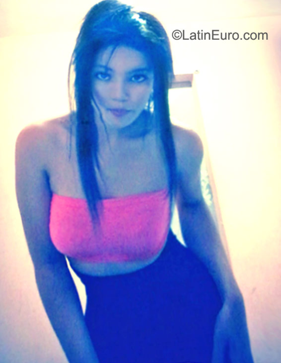 Date this fun Dominican Republic girl Teany from Santo Domingo DO23595