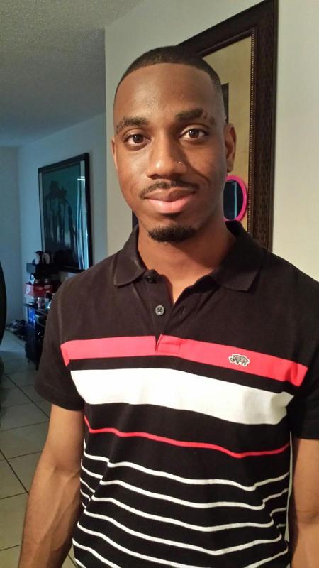 Date this fun United States man El from Pembroke Pines US16663