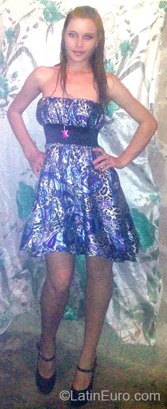 Date this foxy Honduras girl Vanessa from Choloma HN1821