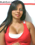 happy Colombia girl Eliana from Cali CO18268