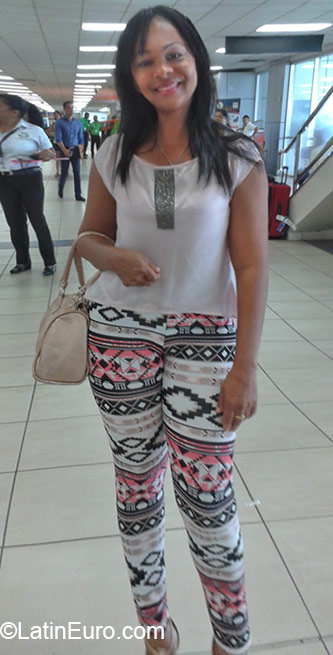 Date this fun Panama girl Cecilia from Panama City PA767