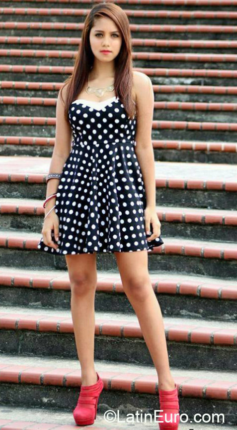 Date this happy Panama girl Nicole from Panama City PA770