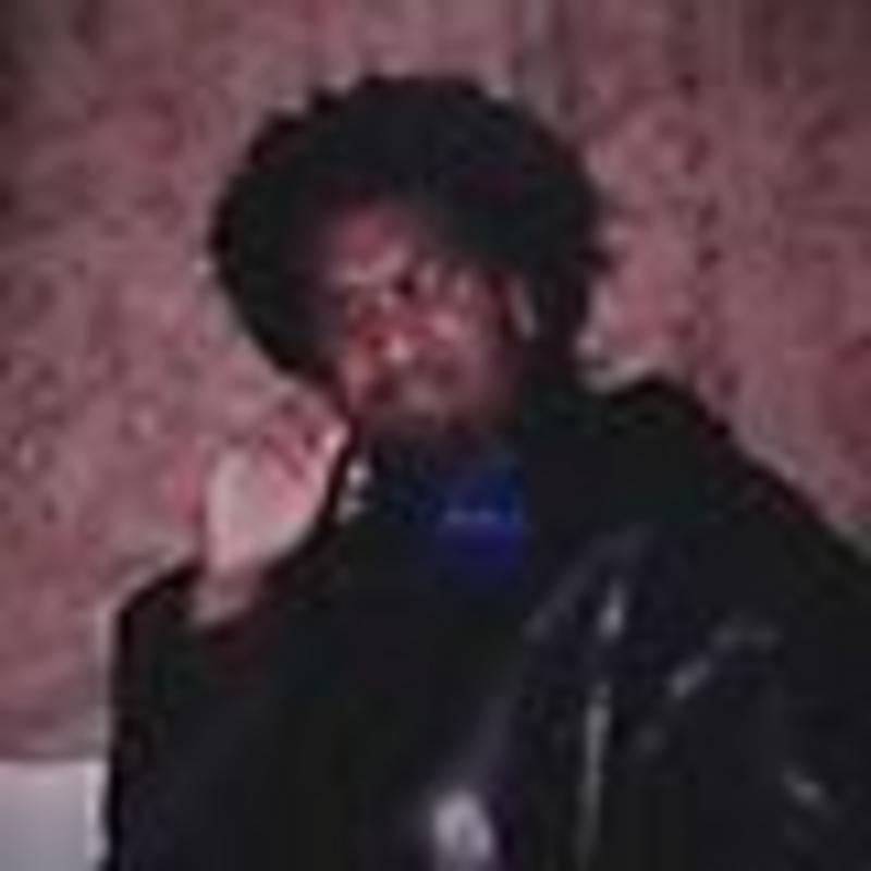 Date this voluptuous United States man Jovann from New York US16755