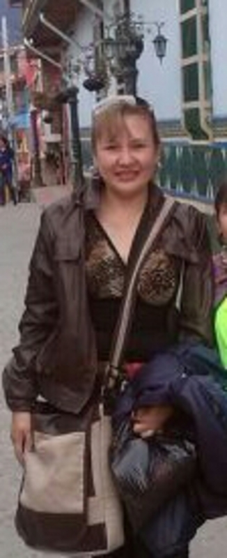 Date this happy Colombia girl Monica from Manizales US21259