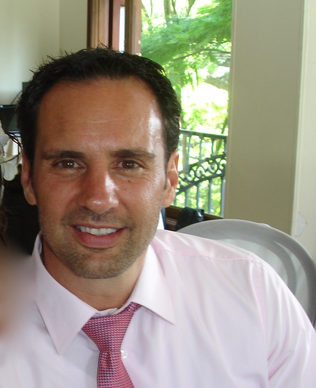 Date this nice looking United States man Brad from Columbus US16808