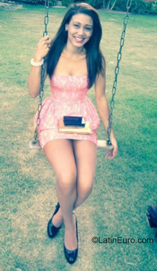 Date this charming Dominican Republic girl Elesmar from Salcedo DO24271