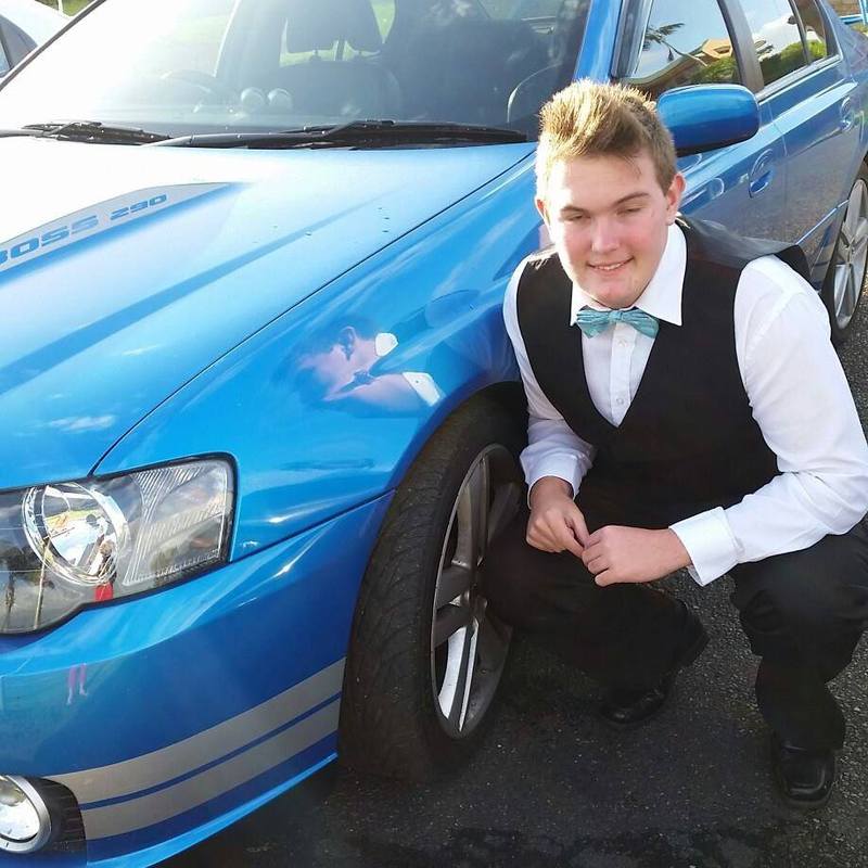 Date this nice looking Australia man Samuel from Taree AU288