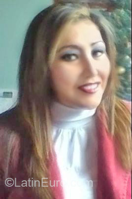 Date this athletic Colombia girl Nora from Bogota CO18416