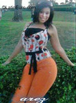 happy Dominican Republic girl Elizabeth from Santiago DO24348
