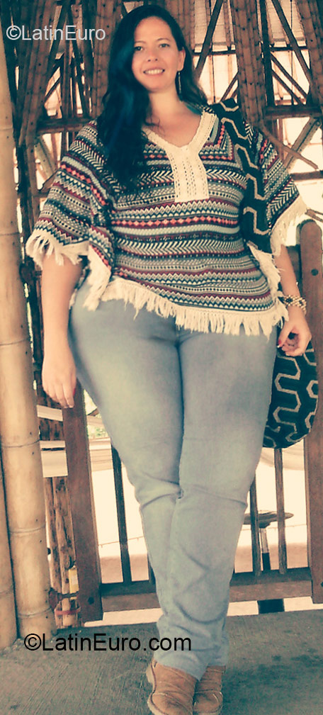 Date this hot Colombia girl Paula from Manizales CO18443