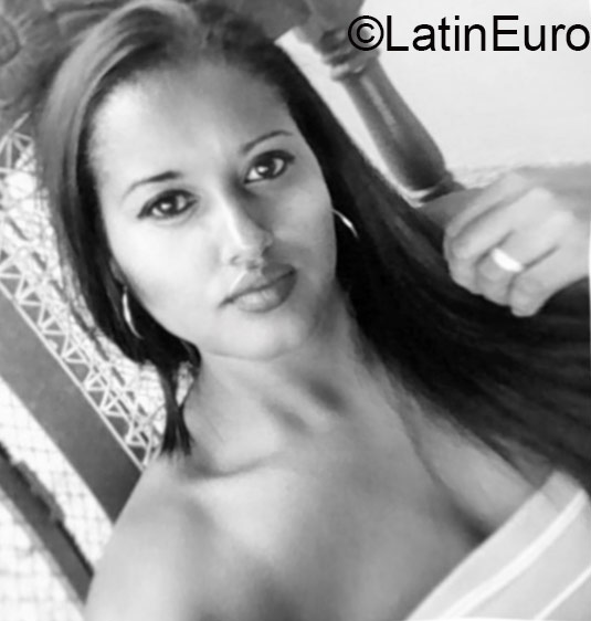 Date this foxy Honduras girl Liza from Juticalpa HN1921