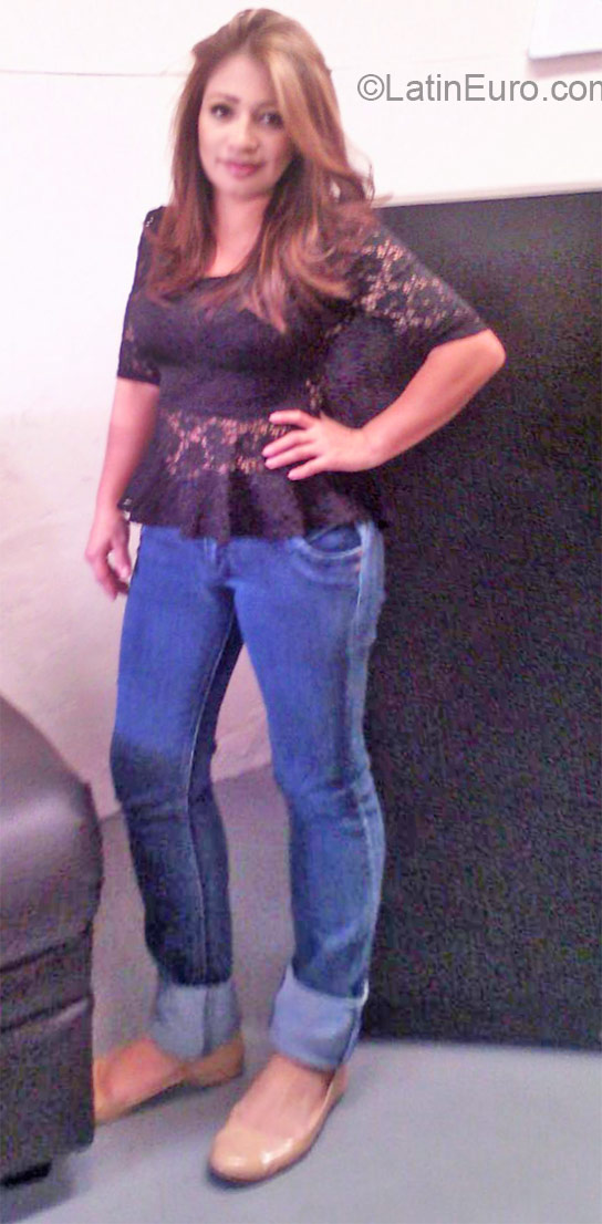 Date this sultry Honduras girl Mabel from Tegucigalpa HN1922