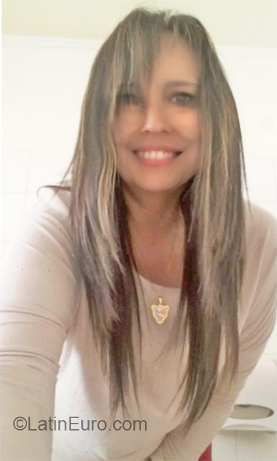 Date this fun Colombia girl Maria-eme from Bogota CO18491