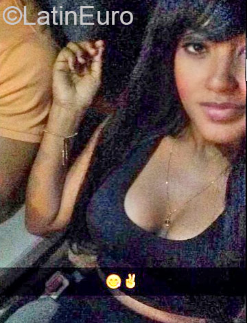 Date this funny Dominican Republic girl Odalisa from Santo Domingo DO24470