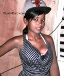 happy Dominican Republic girl Marelin from Santo Domingo DO24494